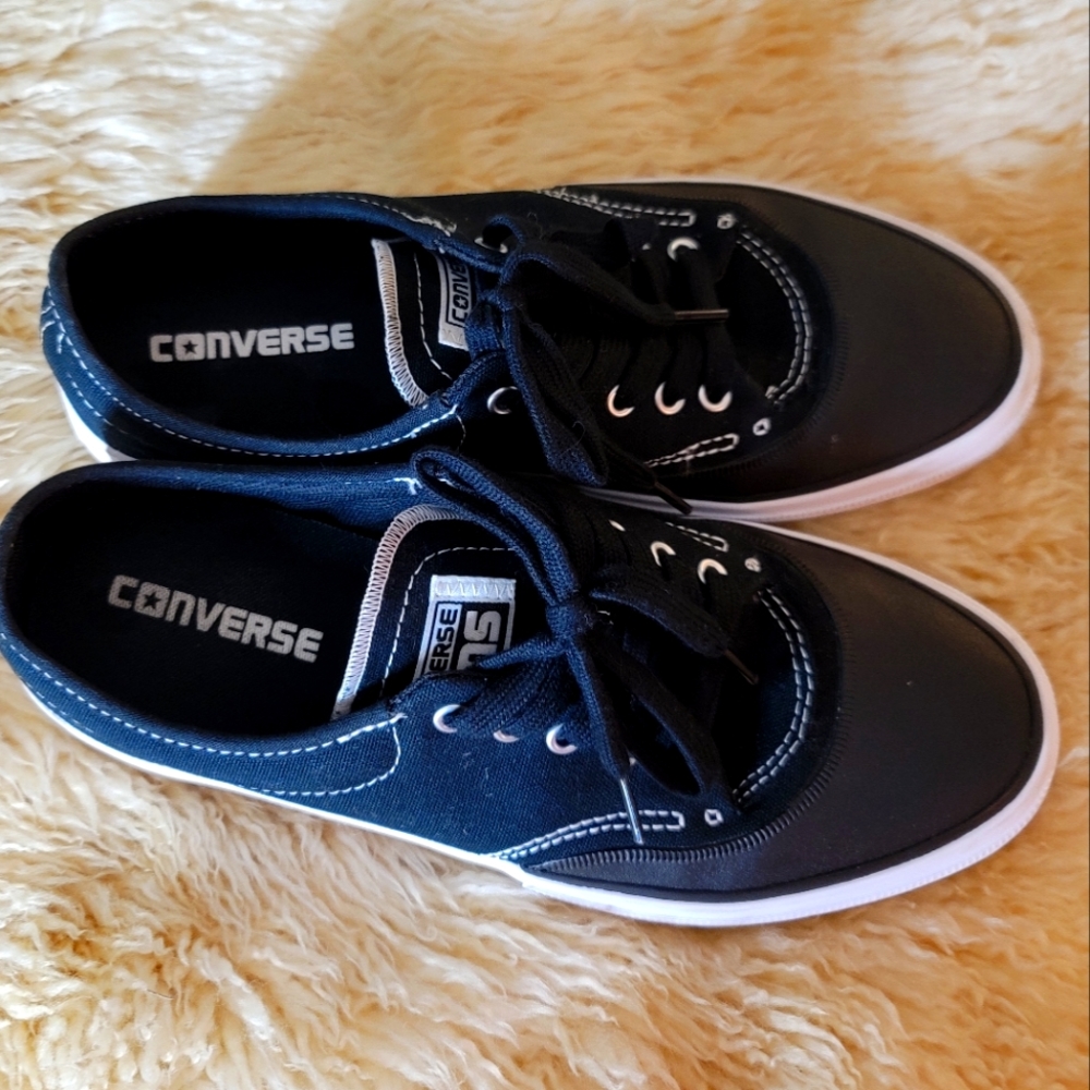 Converse Crimson Canvas Ox Men's  Black/White Light Used With Box - Picture 8 of 13